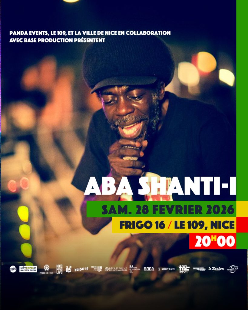 Ritratto di Aba Shanti-I al microfono, in vista del suo concerto al Frigo 16 di Nizza sabato 28 febbraio 2026 alle 20.00.